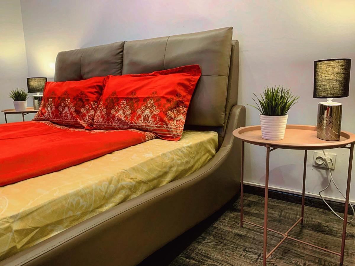 Seasons Apartment